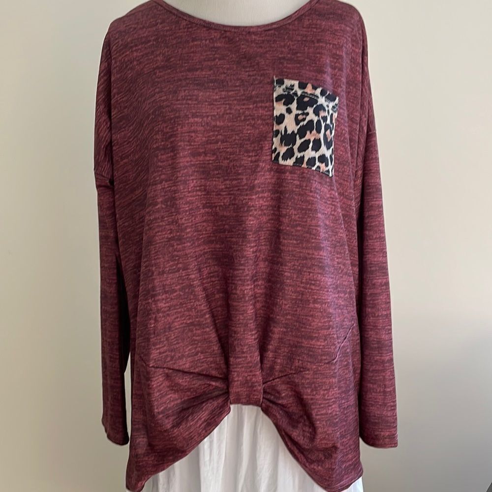 Cute maroon long sleeve top with animal print pocket gather in the front size L